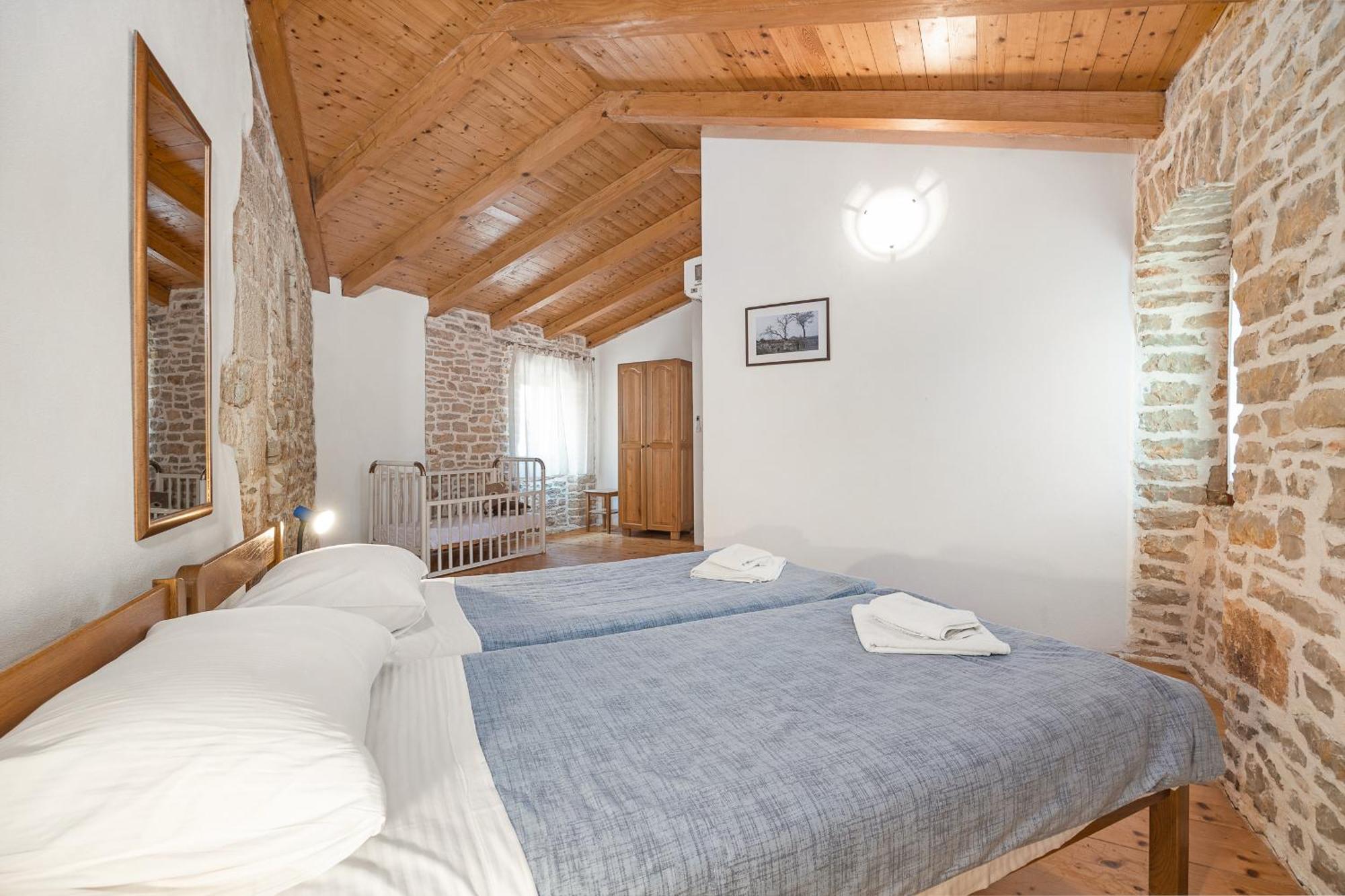 Villa Laura - Orihi Barban Ngoại thất bức ảnh